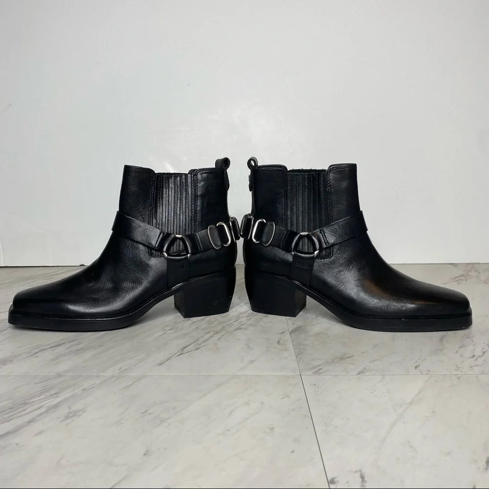 New! Sam Edelman Bellamie Bootie